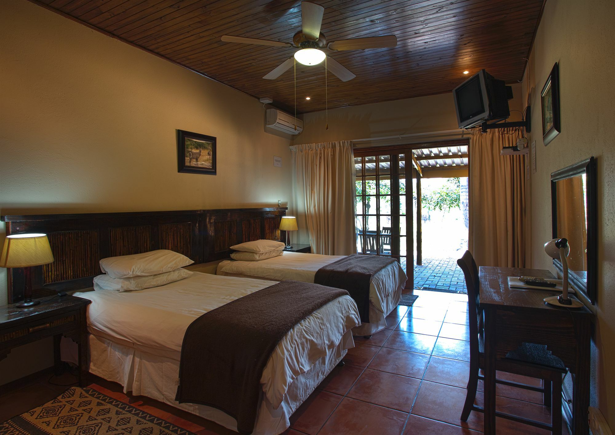 Sunbird Lodge 팔라보르와 외부 사진