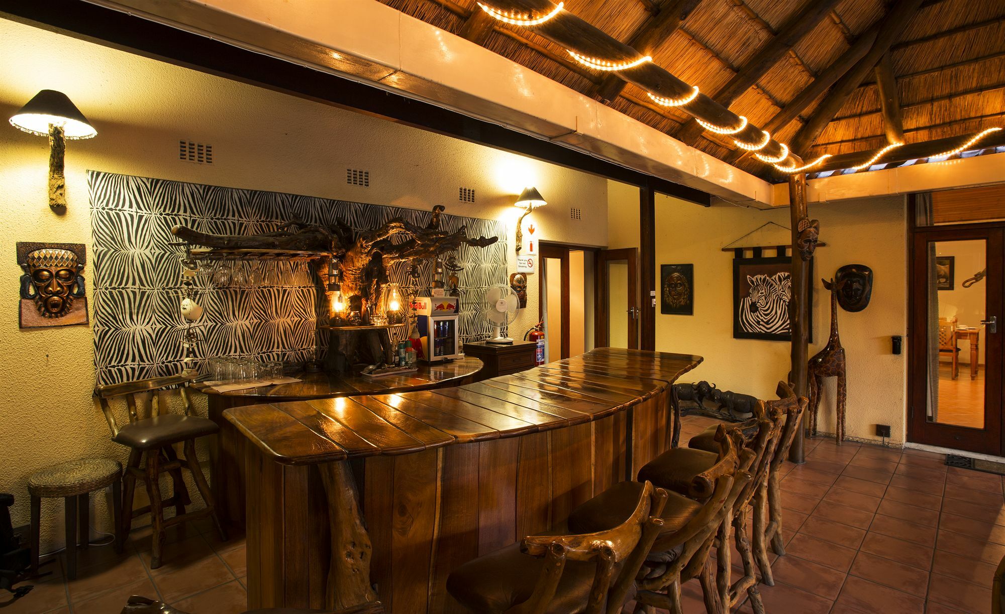 Sunbird Lodge 팔라보르와 외부 사진