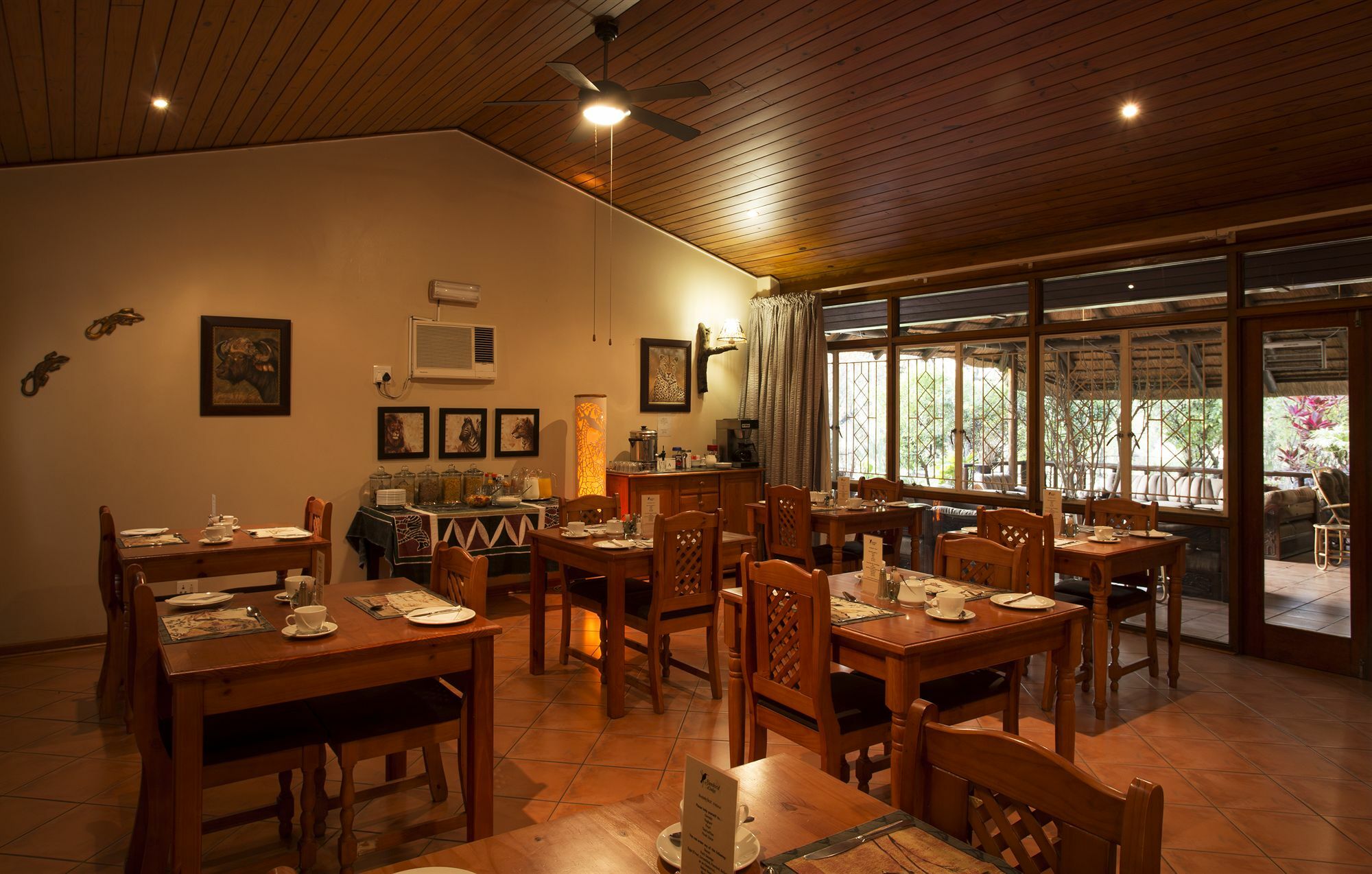 Sunbird Lodge 팔라보르와 외부 사진