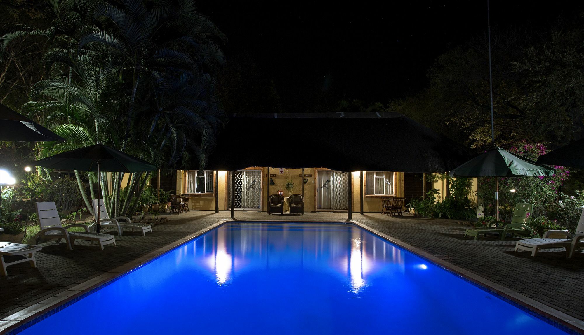Sunbird Lodge 팔라보르와 외부 사진